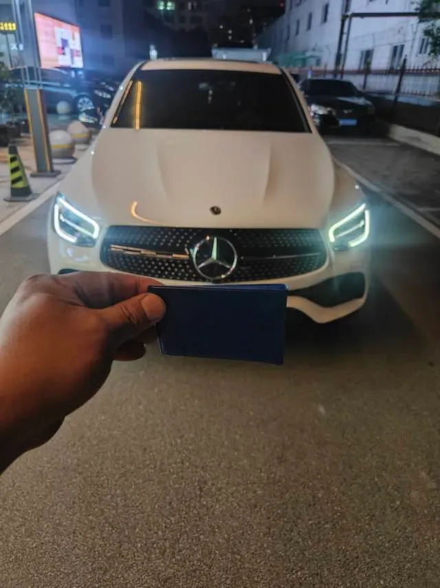 2020 Mercedes-Benz GLC Coupe 2.0T 197HP L4 9AT,autocango,china used car exporter,china ev exporter,chinese used car exporter,chinese used ev exporter