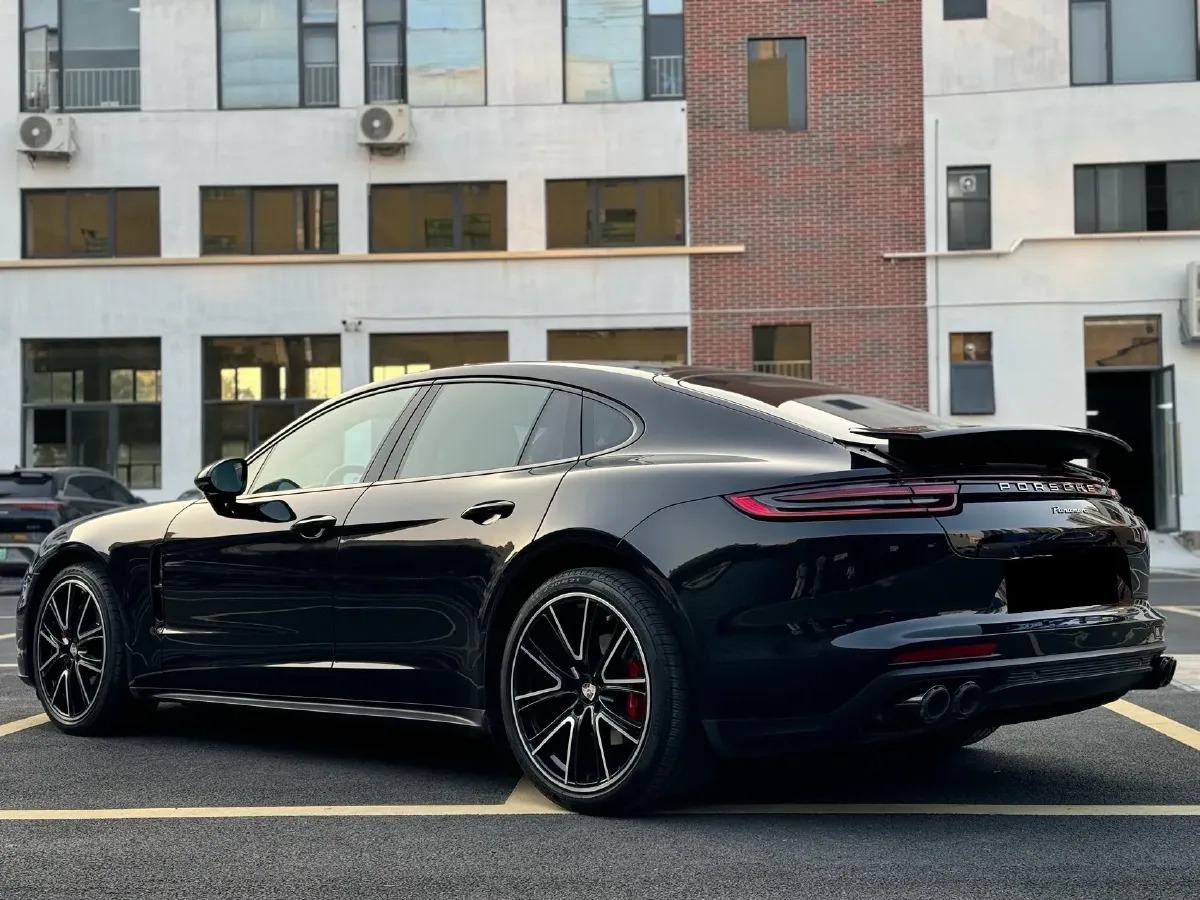 2019 Porsche Panamera 2.9T 330HP V6 8DCT,autocango,china used car exporter,china ev exporter,chinese used car exporter,chinese used ev exporter