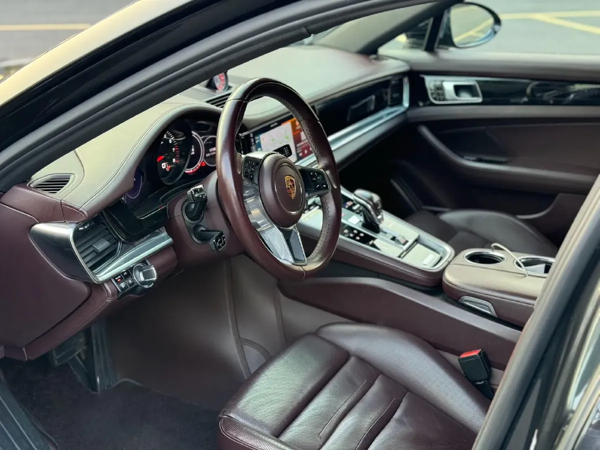 2019 Porsche Panamera 2.9T 330HP V6 8DCT,autocango,china used car exporter,china ev exporter,chinese used car exporter,chinese used ev exporter