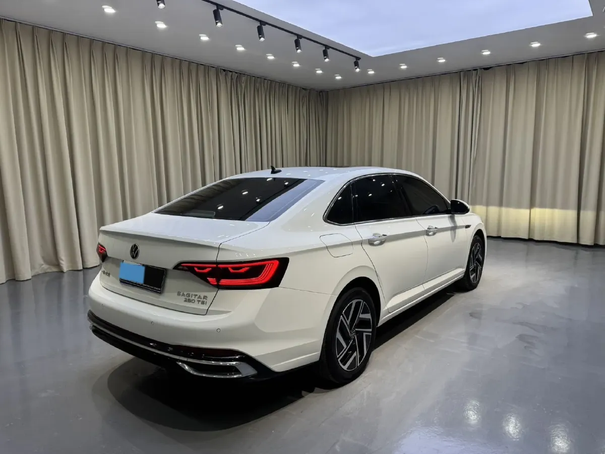 2023 Volkswagen Sagitar 1.4T 150HP L4 7DCT,autocango,china used car exporter,china ev exporter,chinese used car exporter,chinese used ev exporter