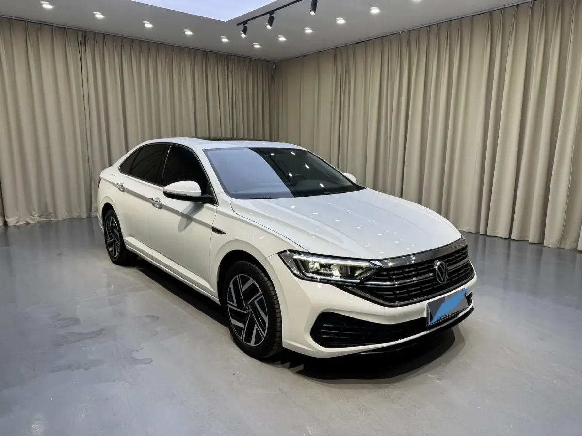 2023 Volkswagen Sagitar 1.4T 150HP L4 7DCT,autocango,china used car exporter,china ev exporter,chinese used car exporter,chinese used ev exporter