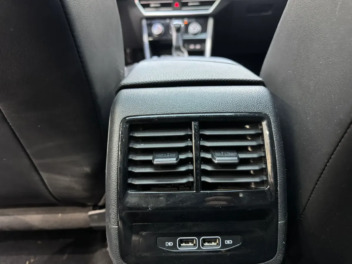 2023 Volkswagen Sagitar 1.4T 150HP L4 7DCT,autocango,china used car exporter,china ev exporter,chinese used car exporter,chinese used ev exporter