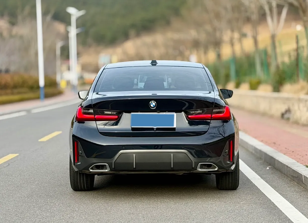 2023 BMW 3 Series 2.0T 156HP L4 8AT,autocango,china used car exporter,china ev exporter,chinese used car exporter,chinese used ev exporter