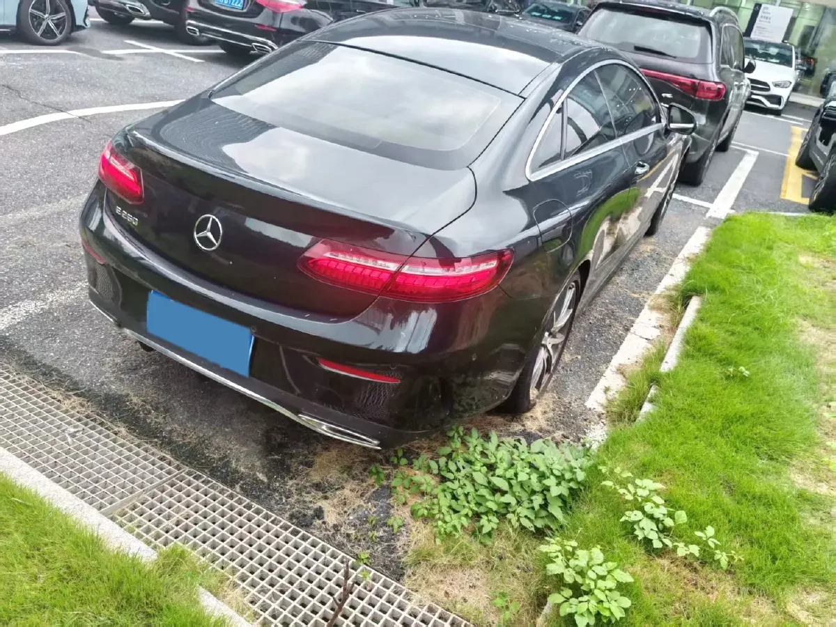 2021 Mercedes-Benz E Class 1.5T 184HP L4 9AT,autocango,china used car exporter,china ev exporter,chinese used car exporter,chinese used ev exporter