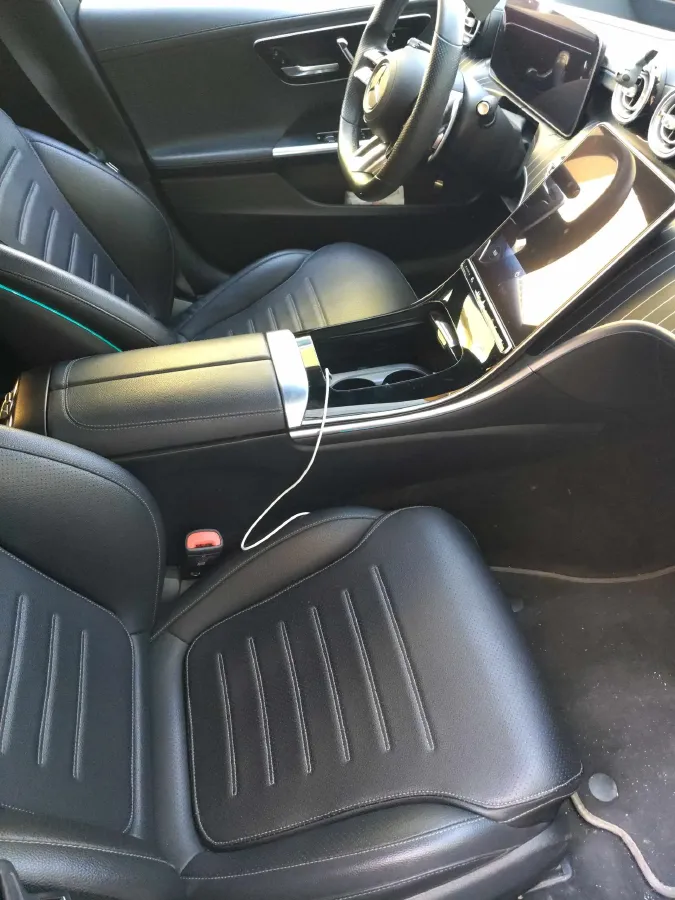 2022 Mercedes-Benz C Class 1.5T 204HP L4 9AT,autocango,china used car exporter,china ev exporter,chinese used car exporter,chinese used ev exporter