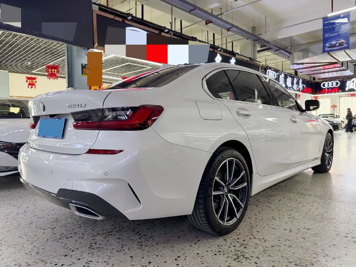 2022 BMW 3 Series 2.0T 156HP L4 8AT,autocango,china used car exporter,china ev exporter,chinese used car exporter,chinese used ev exporter