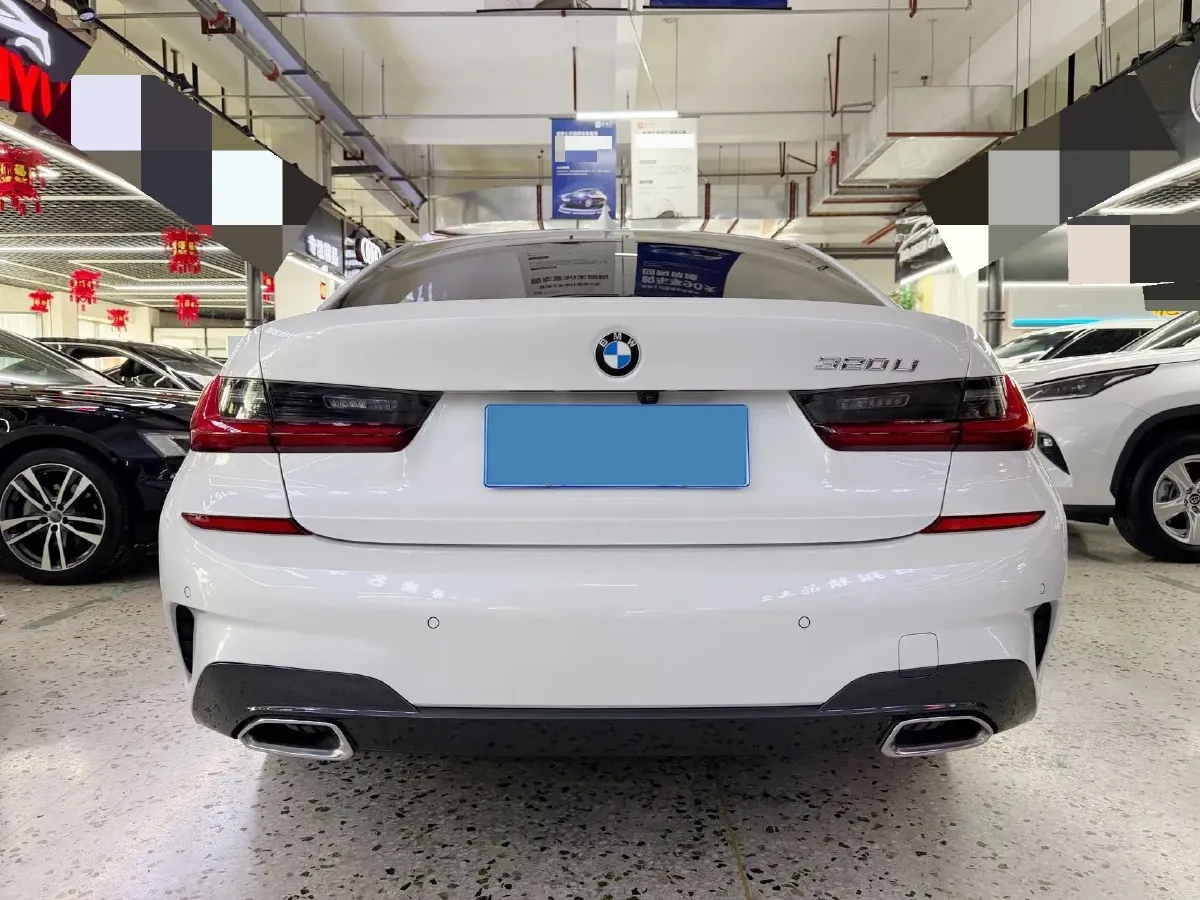 2022 BMW 3 Series 2.0T 156HP L4 8AT,autocango,china used car exporter,china ev exporter,chinese used car exporter,chinese used ev exporter