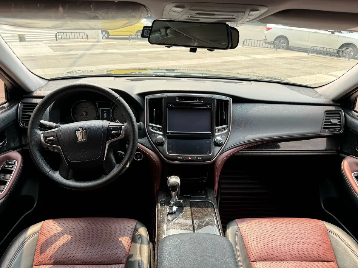 2018 Toyota Highlander 2.0T 220HP L4 6AT,autocango,china used car exporter,china ev exporter,chinese used car exporter,chinese used ev exporter