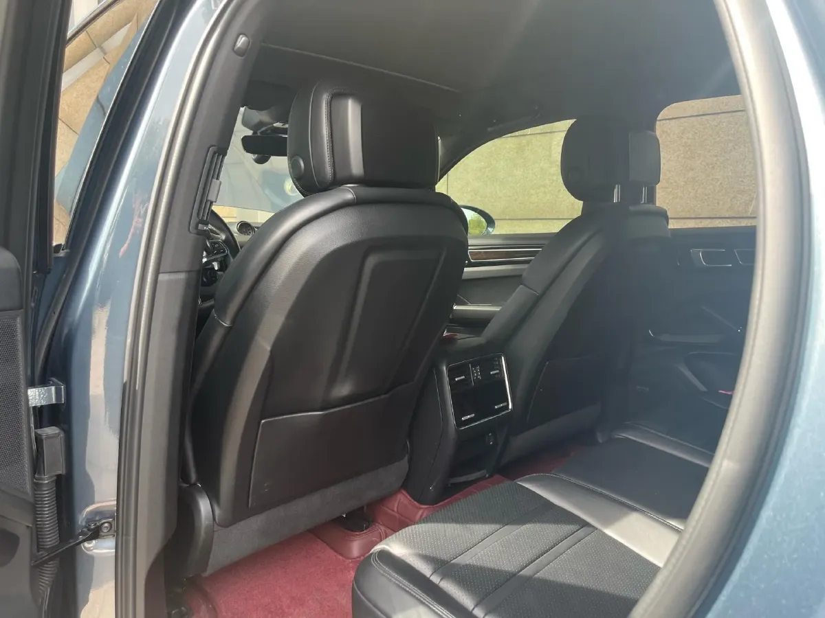 2018 Porsche Cayenne 2.9T 440HP V6 8AT,autocango,china used car exporter,china ev exporter,chinese used car exporter,chinese used ev exporter