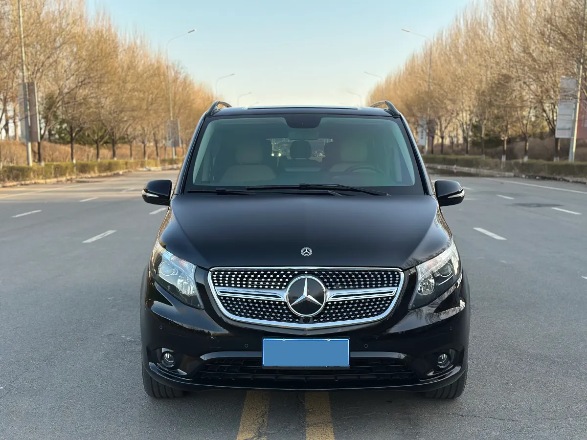 2021 Mercedes-Benz Vito 2.0T 211HP L4 9AT,autocango,china used car exporter,china ev exporter,chinese used car exporter,chinese used ev exporter