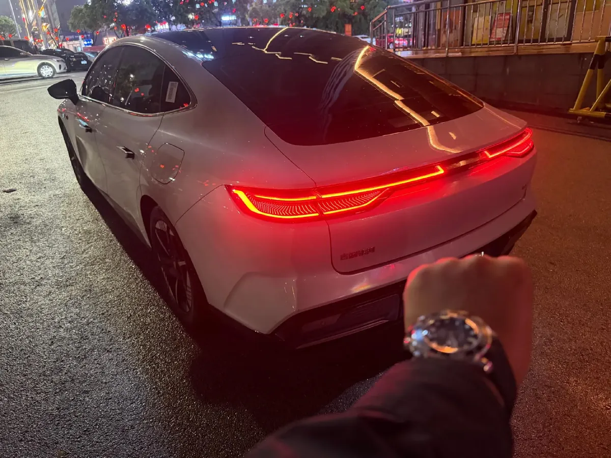 2024 Geely Galaxy E8 BEV 62KWH,autocango,china used car exporter,china ev exporter,chinese used car exporter,chinese used ev exporter