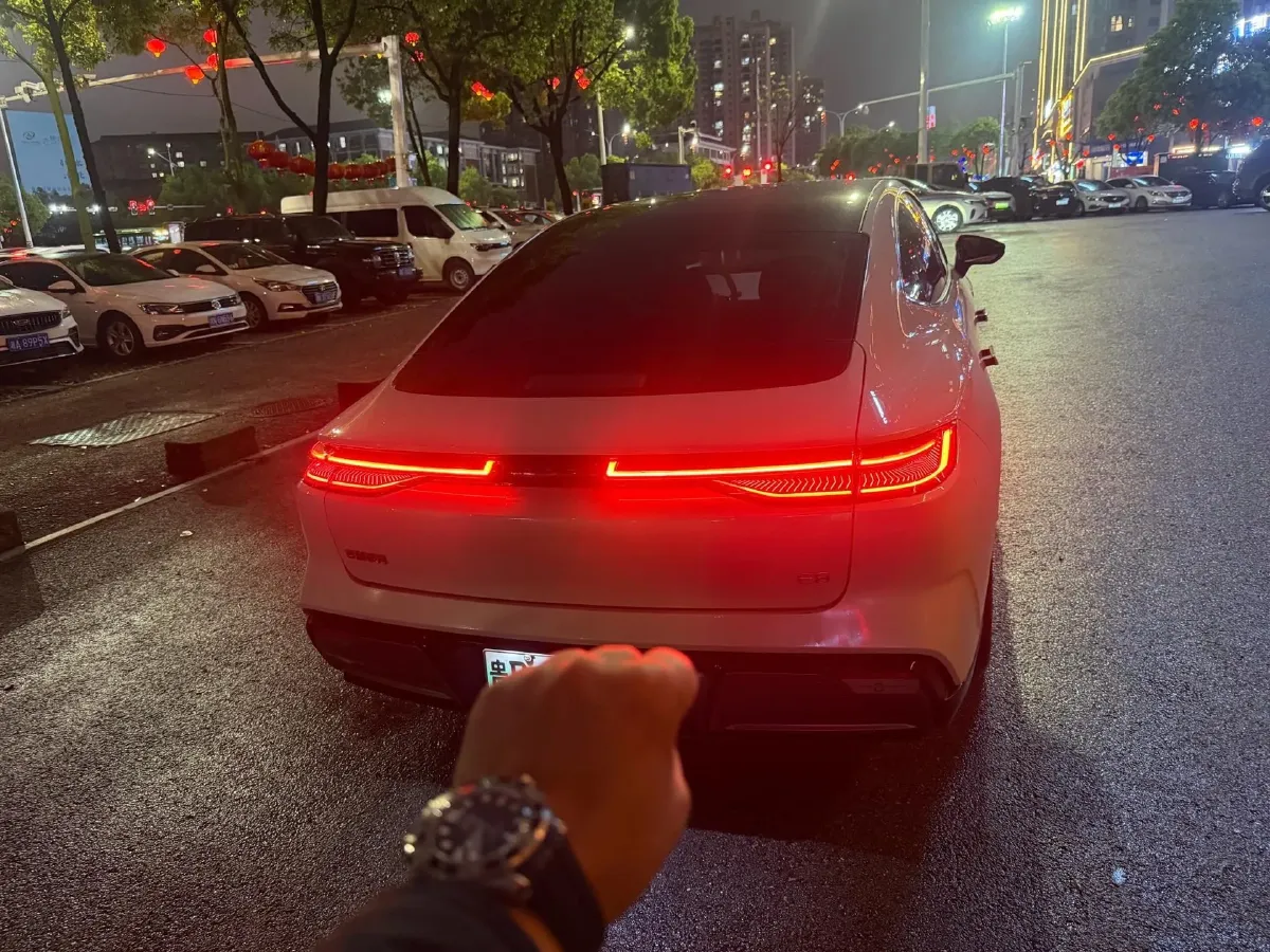 2024 Geely Galaxy E8 BEV 62KWH,autocango,china used car exporter,china ev exporter,chinese used car exporter,chinese used ev exporter