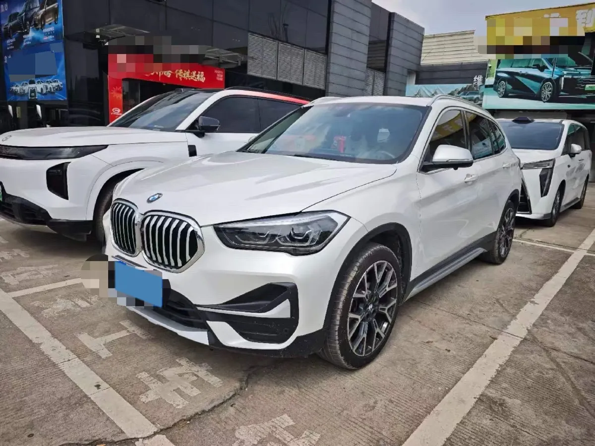 2022 BMW X1 2.0T 192HP L4 8AT,autocango,china used car exporter,china ev exporter,chinese used car exporter,chinese used ev exporter