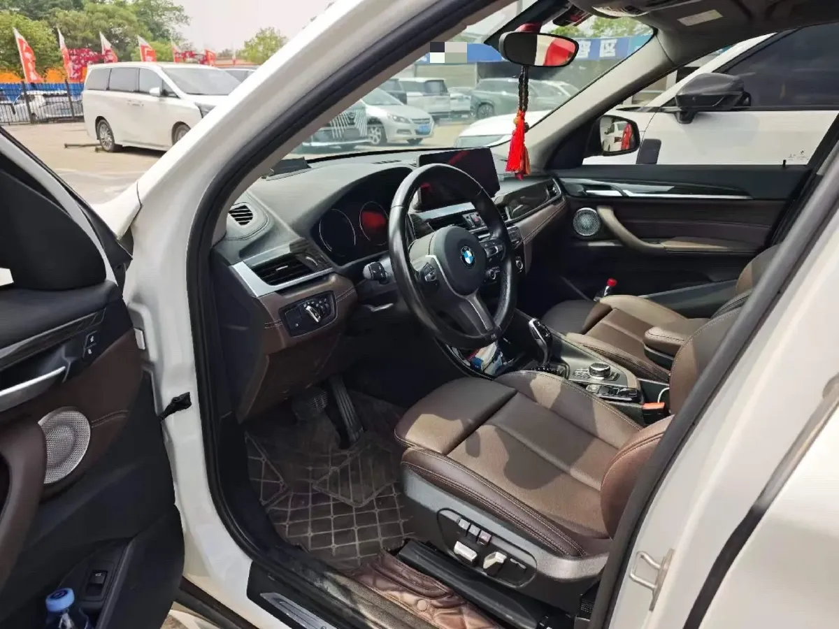 2022 BMW X1 2.0T 192HP L4 8AT,autocango,china used car exporter,china ev exporter,chinese used car exporter,chinese used ev exporter