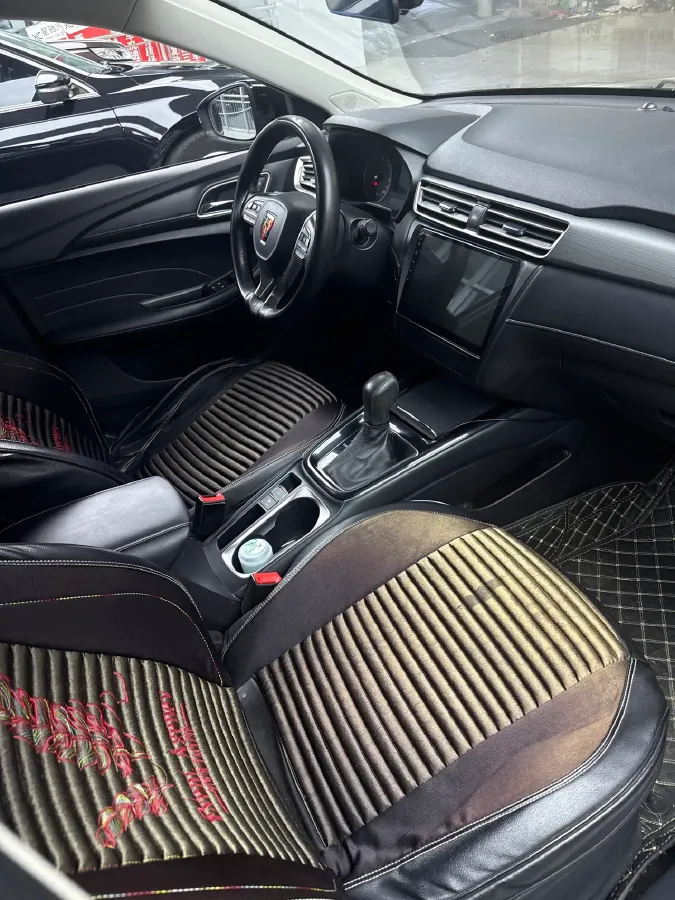 2019 Roewe i5 1.5L 120HP L4 CVT,autocango,china used car exporter,china ev exporter,chinese used car exporter,chinese used ev exporter