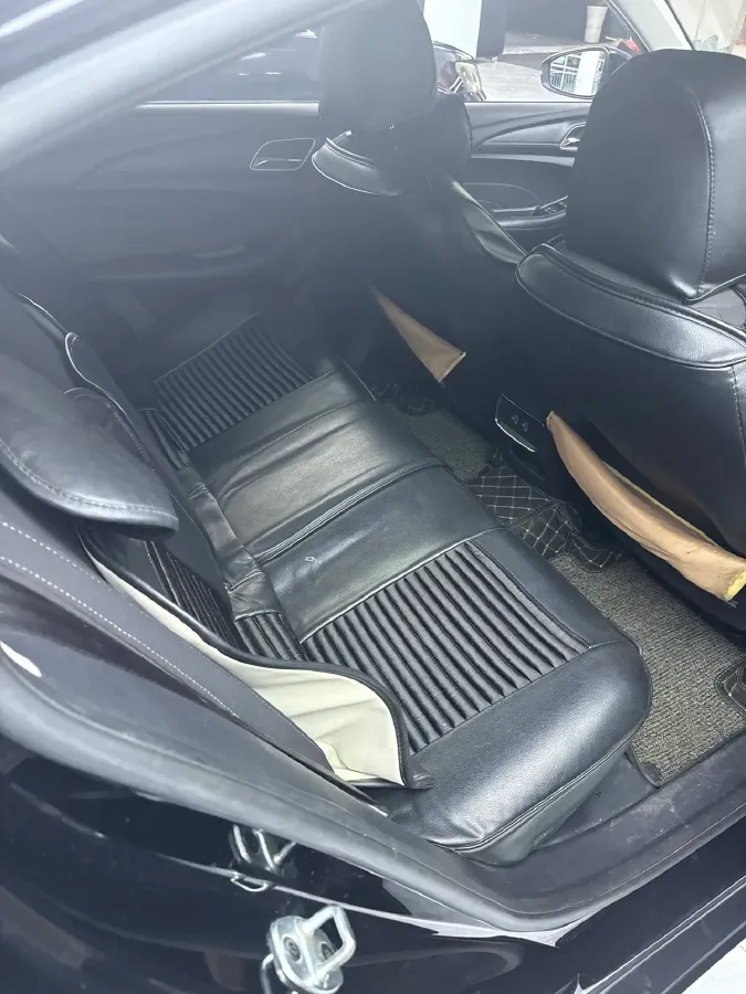 2019 Roewe i5 1.5L 120HP L4 CVT,autocango,china used car exporter,china ev exporter,chinese used car exporter,chinese used ev exporter