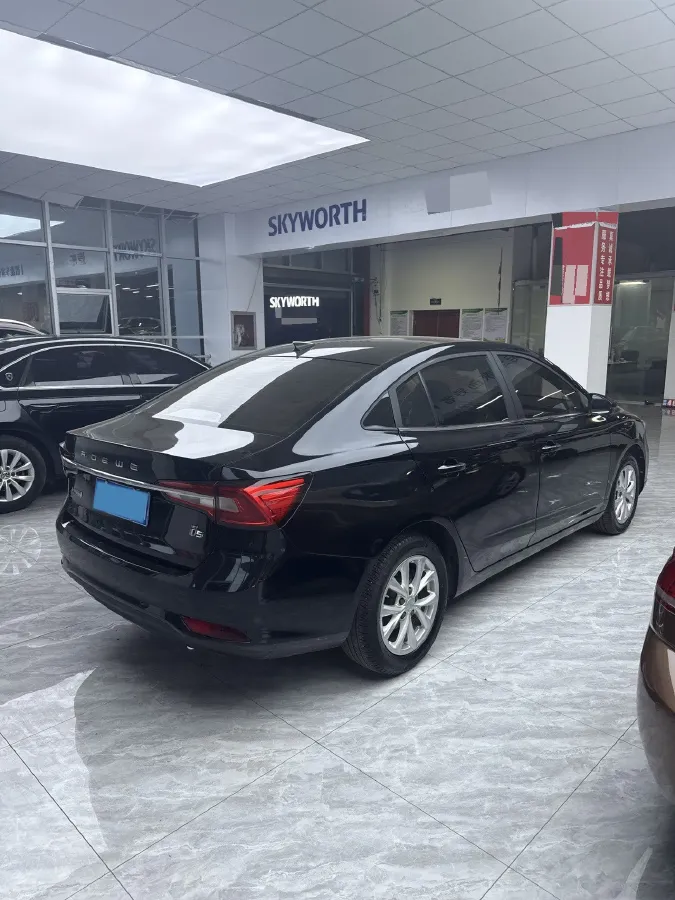 2019 Roewe i5 1.5L 120HP L4 CVT,autocango,china used car exporter,china ev exporter,chinese used car exporter,chinese used ev exporter