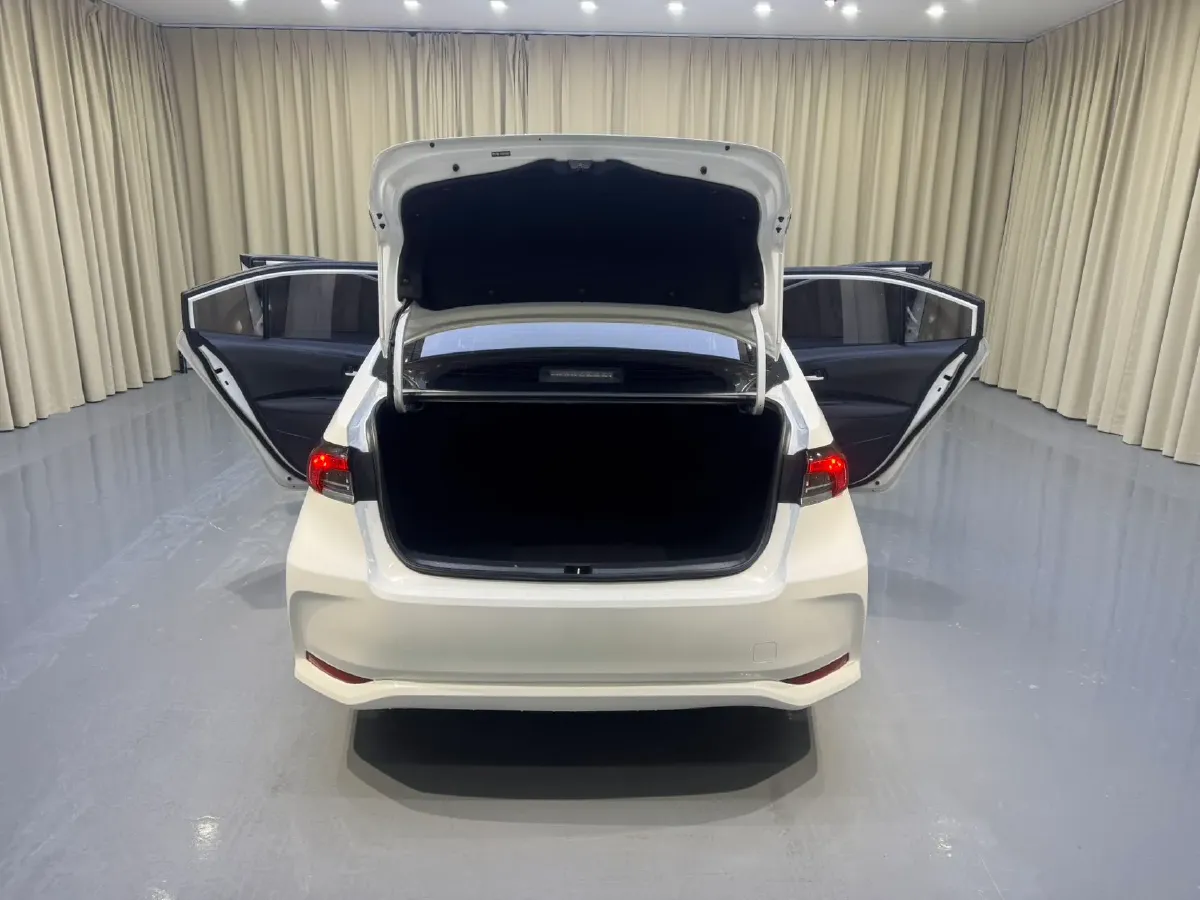 2021 Toyota Corolla 1.5L 121HP L3 CVT,autocango,china used car exporter,china ev exporter,chinese used car exporter,chinese used ev exporter