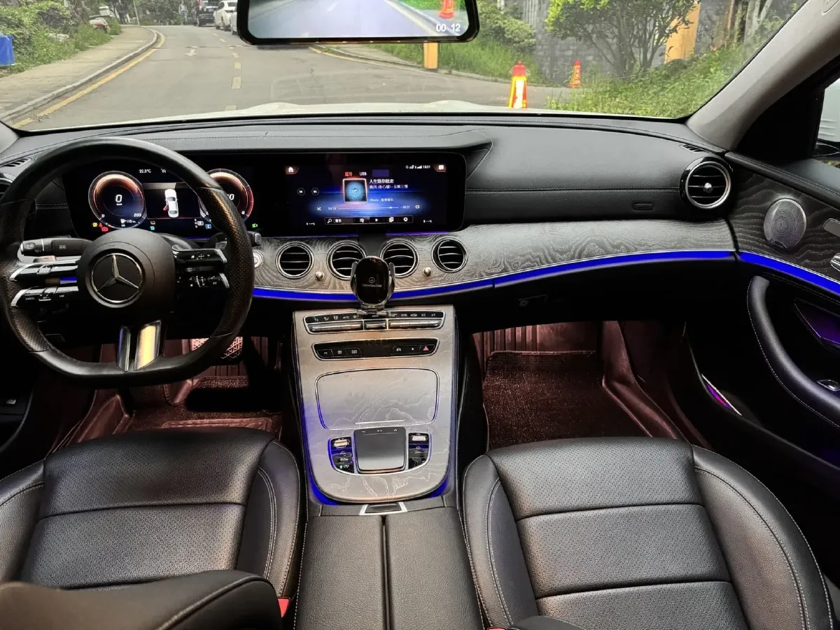 2021 Mercedes-Benz E Class 2.0T 258HP L4 9AT,autocango,china used car exporter,china ev exporter,chinese used car exporter,chinese used ev exporter