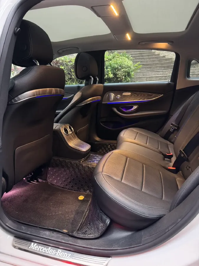 2021 Mercedes-Benz E Class 2.0T 258HP L4 9AT,autocango,china used car exporter,china ev exporter,chinese used car exporter,chinese used ev exporter