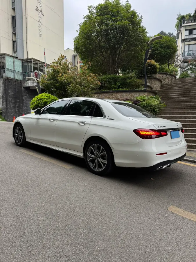 2021 Mercedes-Benz E Class 2.0T 258HP L4 9AT,autocango,china used car exporter,china ev exporter,chinese used car exporter,chinese used ev exporter