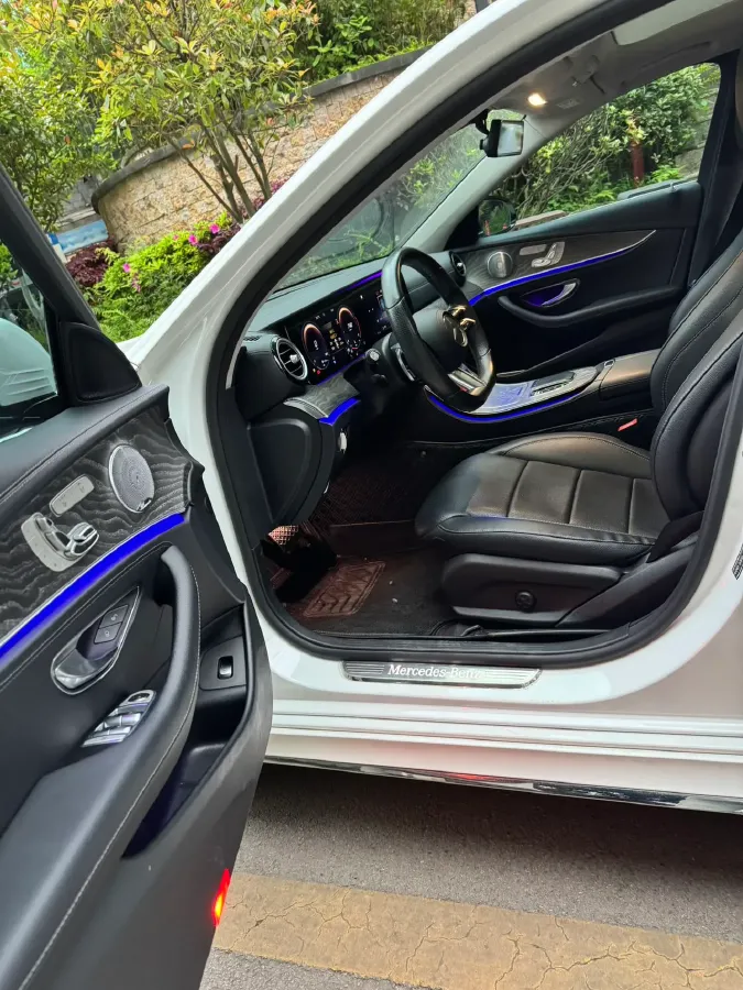 2021 Mercedes-Benz E Class 2.0T 258HP L4 9AT,autocango,china used car exporter,china ev exporter,chinese used car exporter,chinese used ev exporter