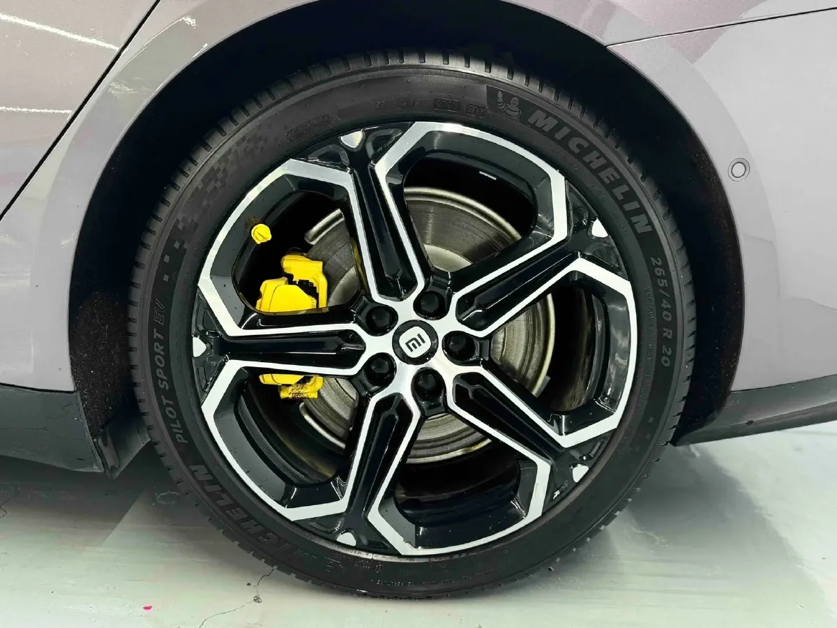 2024 MI SU7 BEV 101KWH,autocango,china used car exporter,china ev exporter,chinese used car exporter,chinese used ev exporter