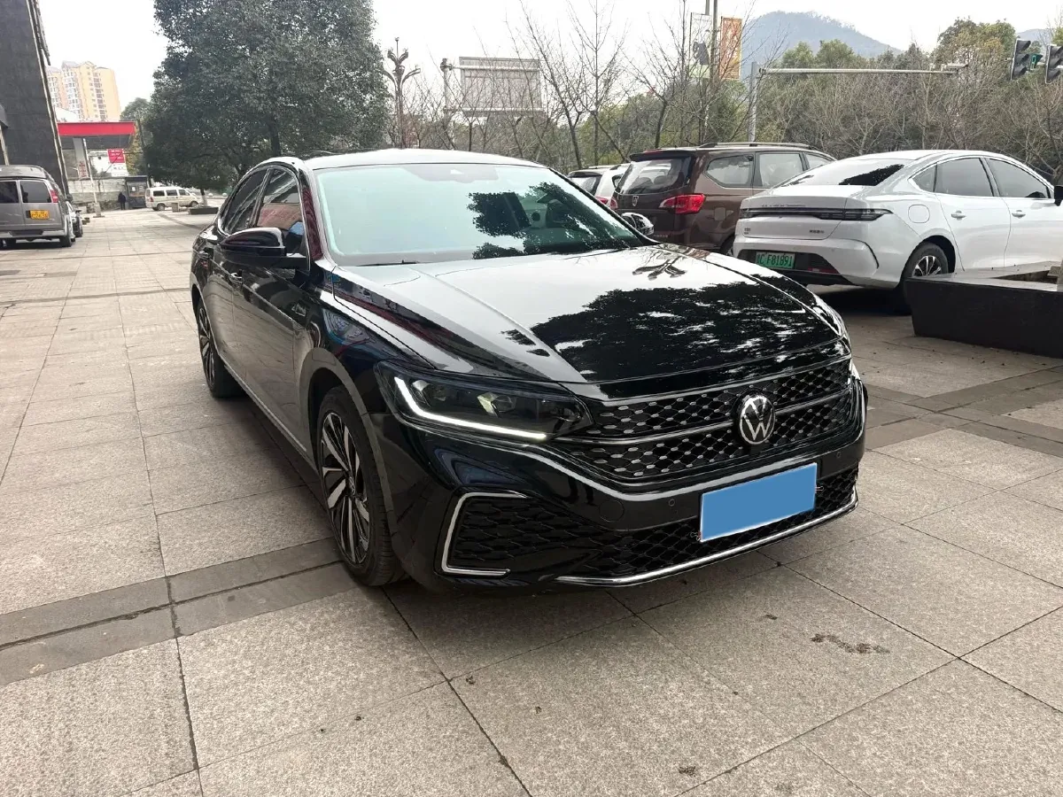 2022 Skoda Kodiak GT 2.0T 186HP L4 7DCT,autocango,china used car exporter,china ev exporter,chinese used car exporter,chinese used ev exporter