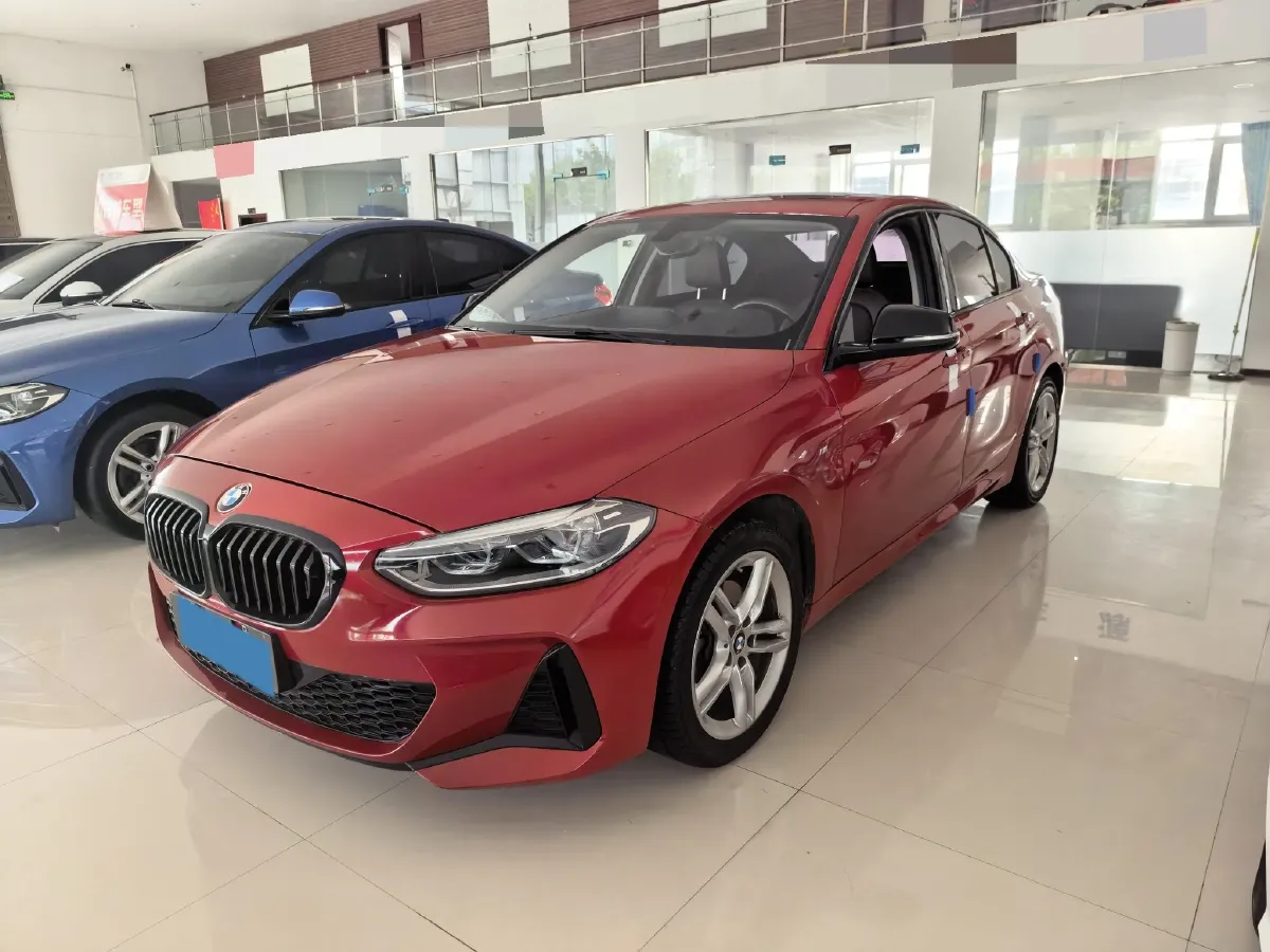 2022 BMW 1 Series 1.5T 140HP L3 7DCT,autocango,china used car exporter,china ev exporter,chinese used car exporter,chinese used ev exporter