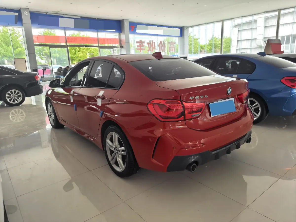 2022 BMW 1 Series 1.5T 140HP L3 7DCT,autocango,china used car exporter,china ev exporter,chinese used car exporter,chinese used ev exporter