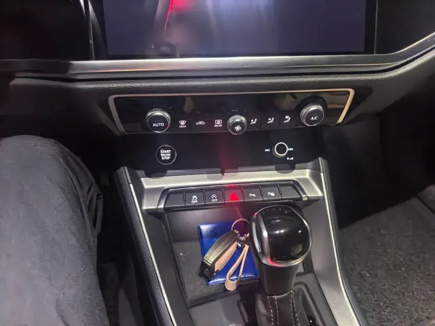 2022 Audi Q3 1.4T 150HP L4 7DCT,autocango,china used car exporter,china ev exporter,chinese used car exporter,chinese used ev exporter