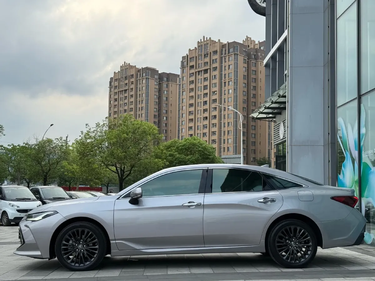 2022 Toyota Avalon 2.0L 178HP L4 CVT,autocango,china used car exporter,china ev exporter,chinese used car exporter,chinese used ev exporter