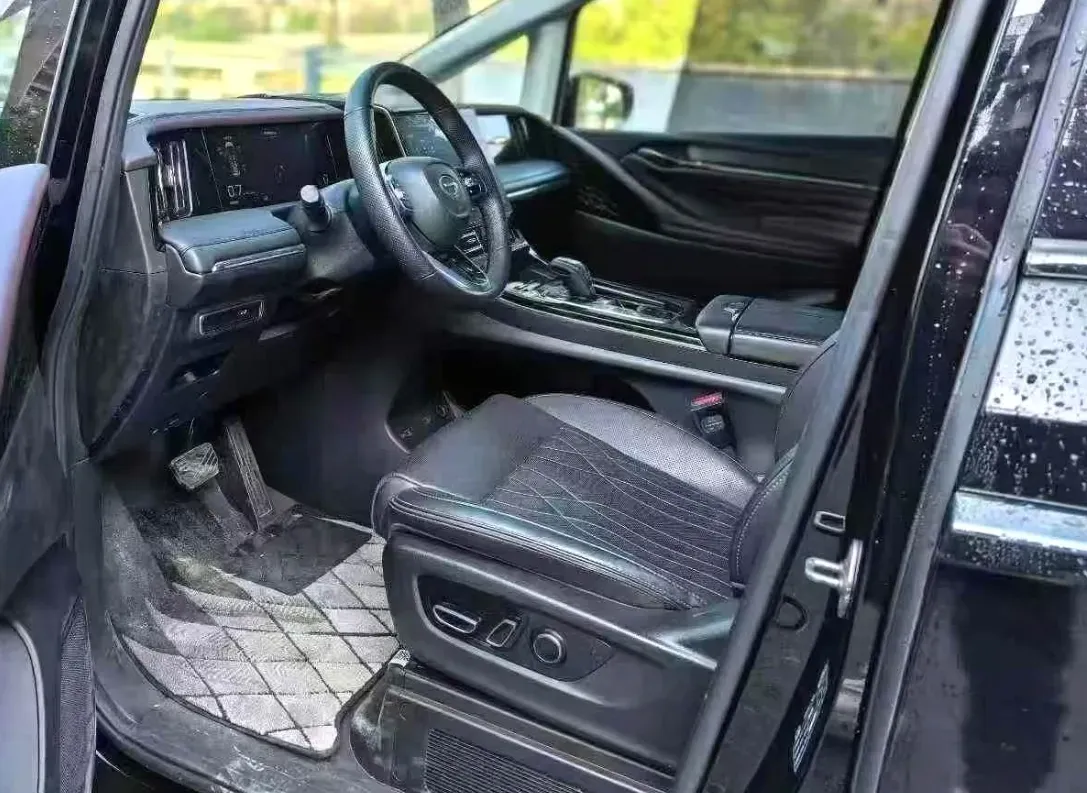 2024 GAC Trumpchi M8 2.0T 252HP L4 8AT,autocango,china used car exporter,china ev exporter,chinese used car exporter,chinese used ev exporter