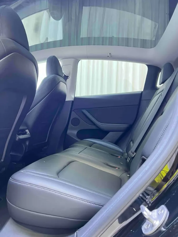 2022 Tesla Model Y BEV 60KWH,autocango,china used car exporter,china ev exporter,chinese used car exporter,chinese used ev exporter