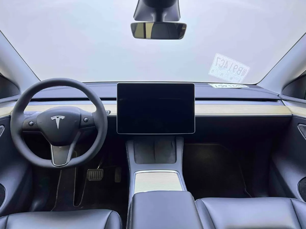 2022 Tesla Model Y BEV 60KWH,autocango,china used car exporter,china ev exporter,chinese used car exporter,chinese used ev exporter