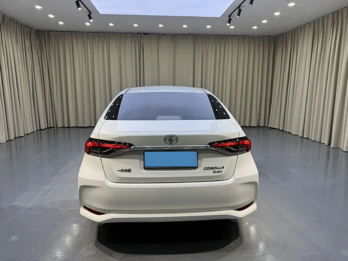 2021 Toyota Corolla 1.2T 116HP L4 CVT,autocango,china used car exporter,china ev exporter,chinese used car exporter,chinese used ev exporter