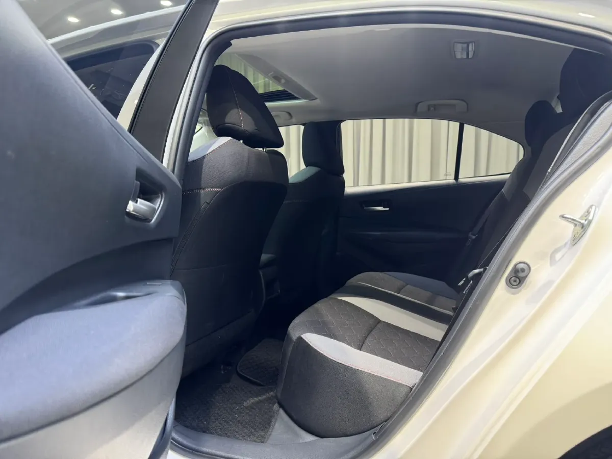 2021 Toyota Corolla 1.2T 116HP L4 CVT,autocango,china used car exporter,china ev exporter,chinese used car exporter,chinese used ev exporter