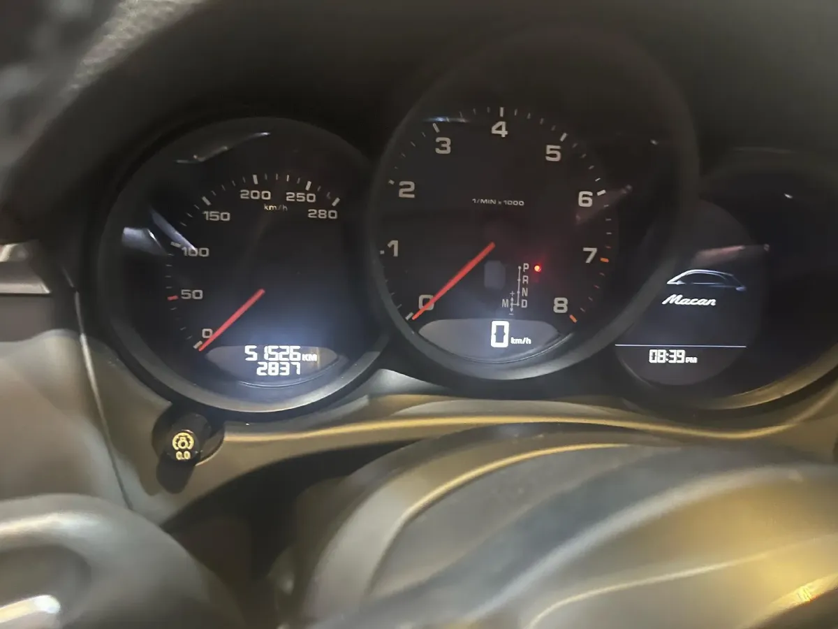 2018 Porsche Macan 2.0T 252HP L4 7DCT,autocango,china used car exporter,china ev exporter,chinese used car exporter,chinese used ev exporter