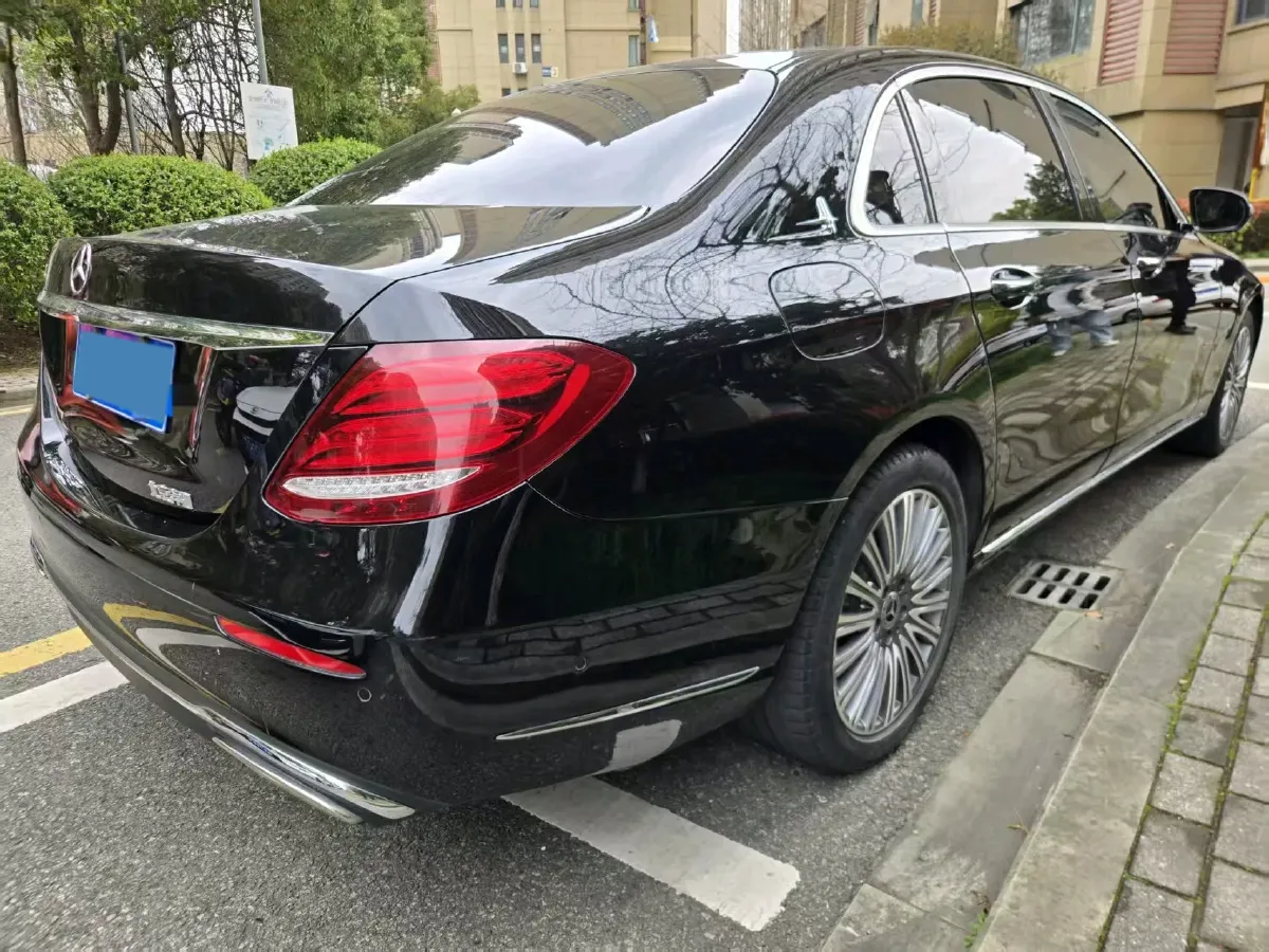 2020 Mercedes-Benz E Class 2.0T 258HP L4 9AT,autocango,china used car exporter,china ev exporter,chinese used car exporter,chinese used ev exporter
