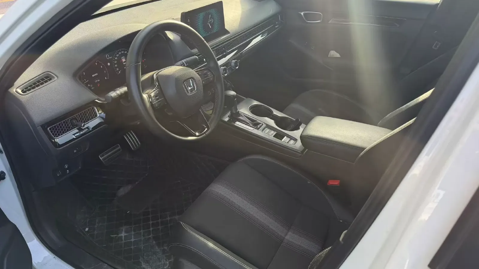 2023 Honda Civic 1.5T 182HP L4 CVT,autocango,china used car exporter,china ev exporter,chinese used car exporter,chinese used ev exporter