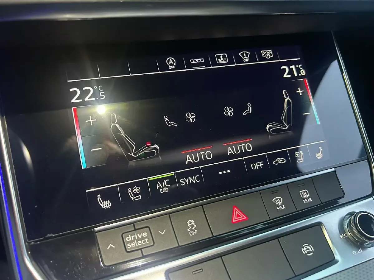 2022 Audi A6L 3.0T 340HP V6 7DCT,autocango,china used car exporter,china ev exporter,chinese used car exporter,chinese used ev exporter