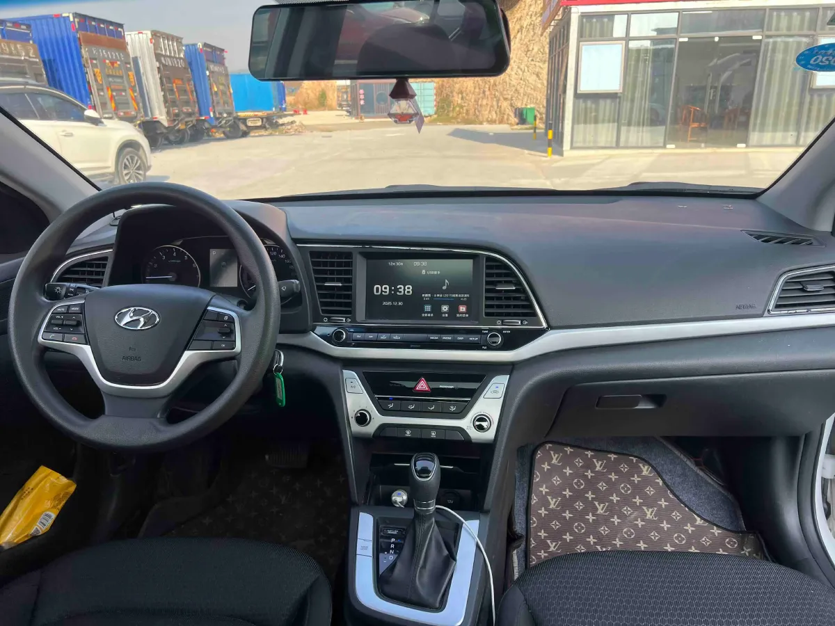 2016 Hyundai Elantra 1.6L 130HP L4 6AT,autocango,china used car exporter,china ev exporter,chinese used car exporter,chinese used ev exporter