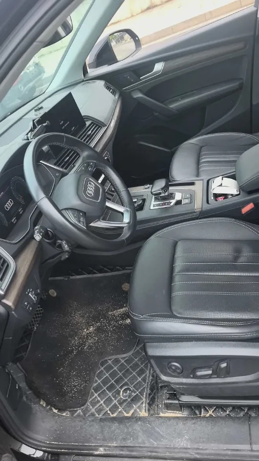 2022 Audi Q5L 2.0T 190HP L4 7DCT,autocango,china used car exporter,china ev exporter,chinese used car exporter,chinese used ev exporter