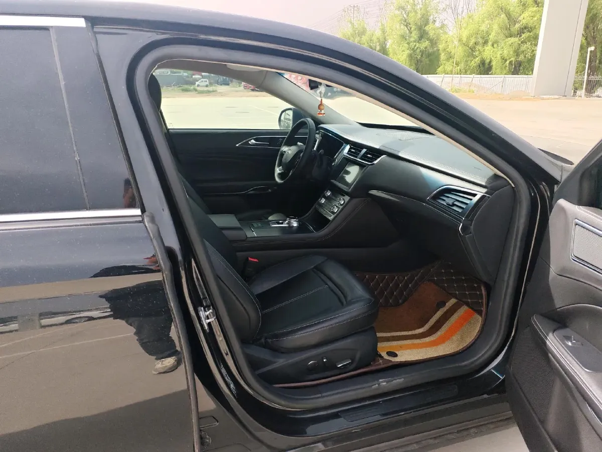 2017 Ford Taurus 1.5T 181HP L4 6AT,autocango,china used car exporter,china ev exporter,chinese used car exporter,chinese used ev exporter