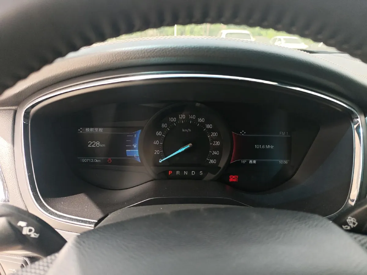 2017 Ford Taurus 1.5T 181HP L4 6AT,autocango,china used car exporter,china ev exporter,chinese used car exporter,chinese used ev exporter