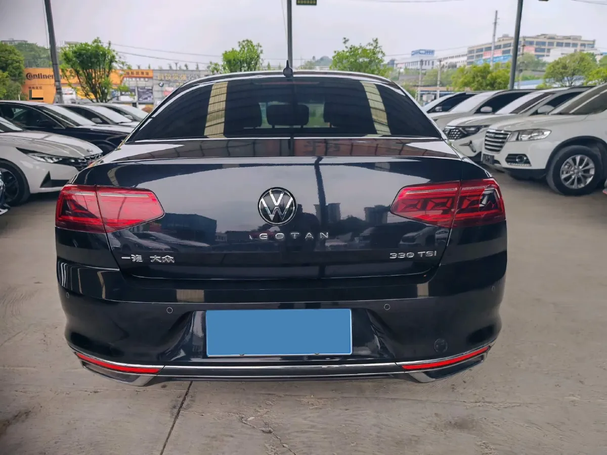 2020 Volkswagen Magotan 2.0T 186HP L4 7DCT,autocango,china used car exporter,china ev exporter,chinese used car exporter,chinese used ev exporter