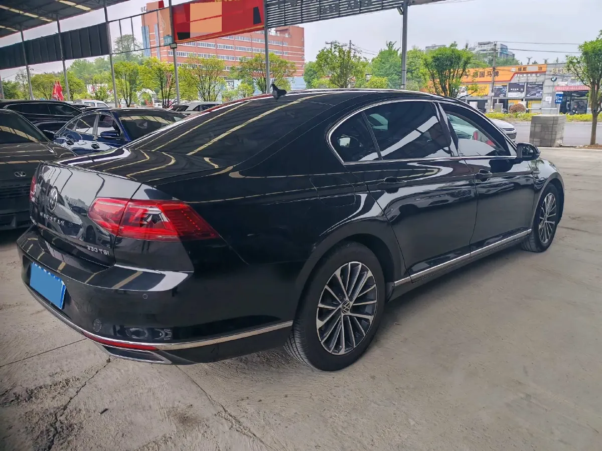 2020 Volkswagen Magotan 2.0T 186HP L4 7DCT,autocango,china used car exporter,china ev exporter,chinese used car exporter,chinese used ev exporter