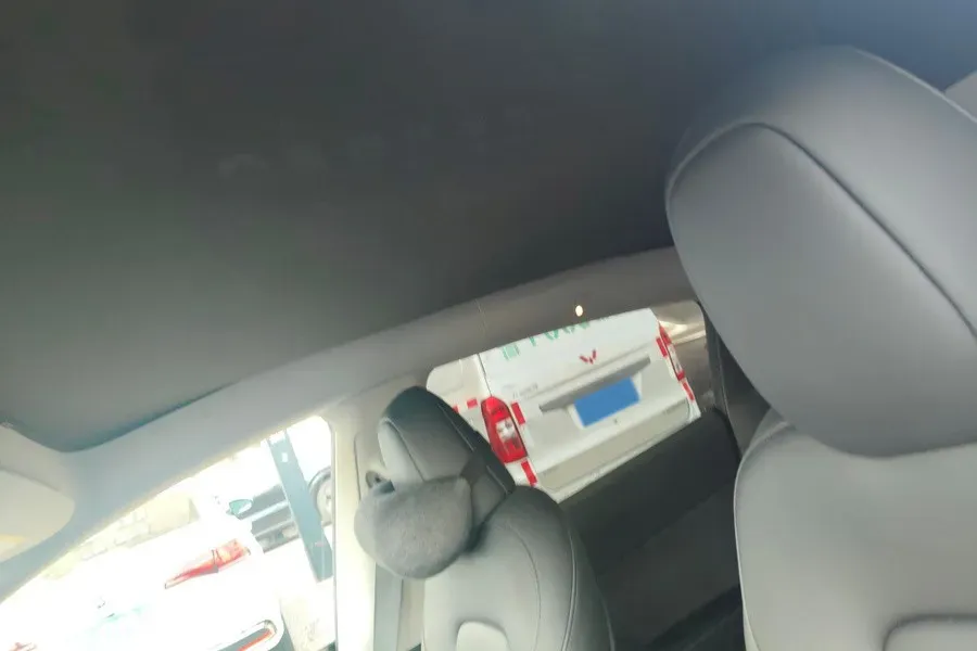 2024 Iveco OuSheng BEV 77.28KWH,autocango,china used car exporter,china ev exporter,chinese used car exporter,chinese used ev exporter