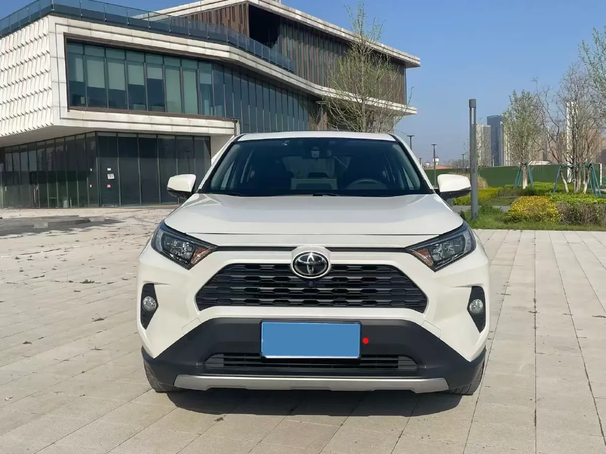2020 Toyota RAV4 2.0L 171HP L4 CVT,autocango,china used car exporter,china ev exporter,chinese used car exporter,chinese used ev exporter