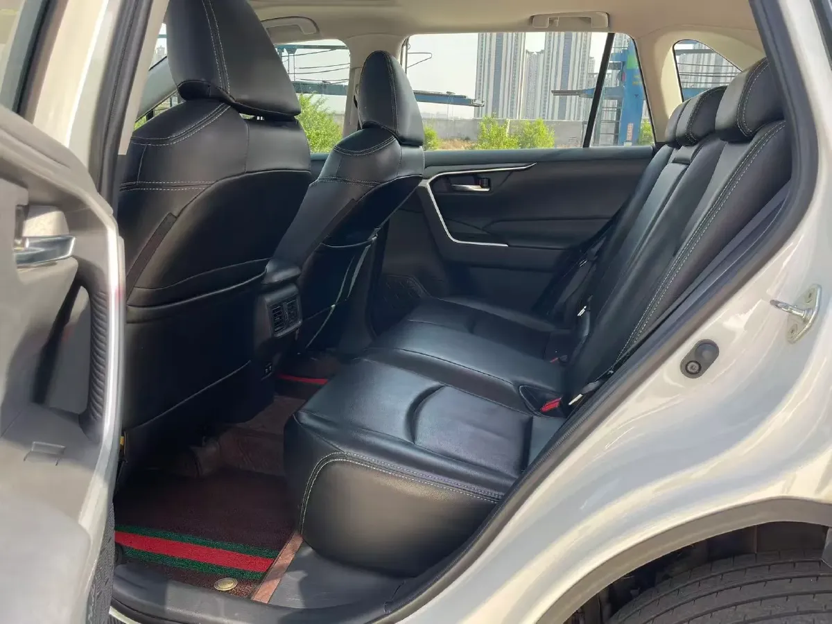 2020 Toyota RAV4 2.0L 171HP L4 CVT,autocango,china used car exporter,china ev exporter,chinese used car exporter,chinese used ev exporter